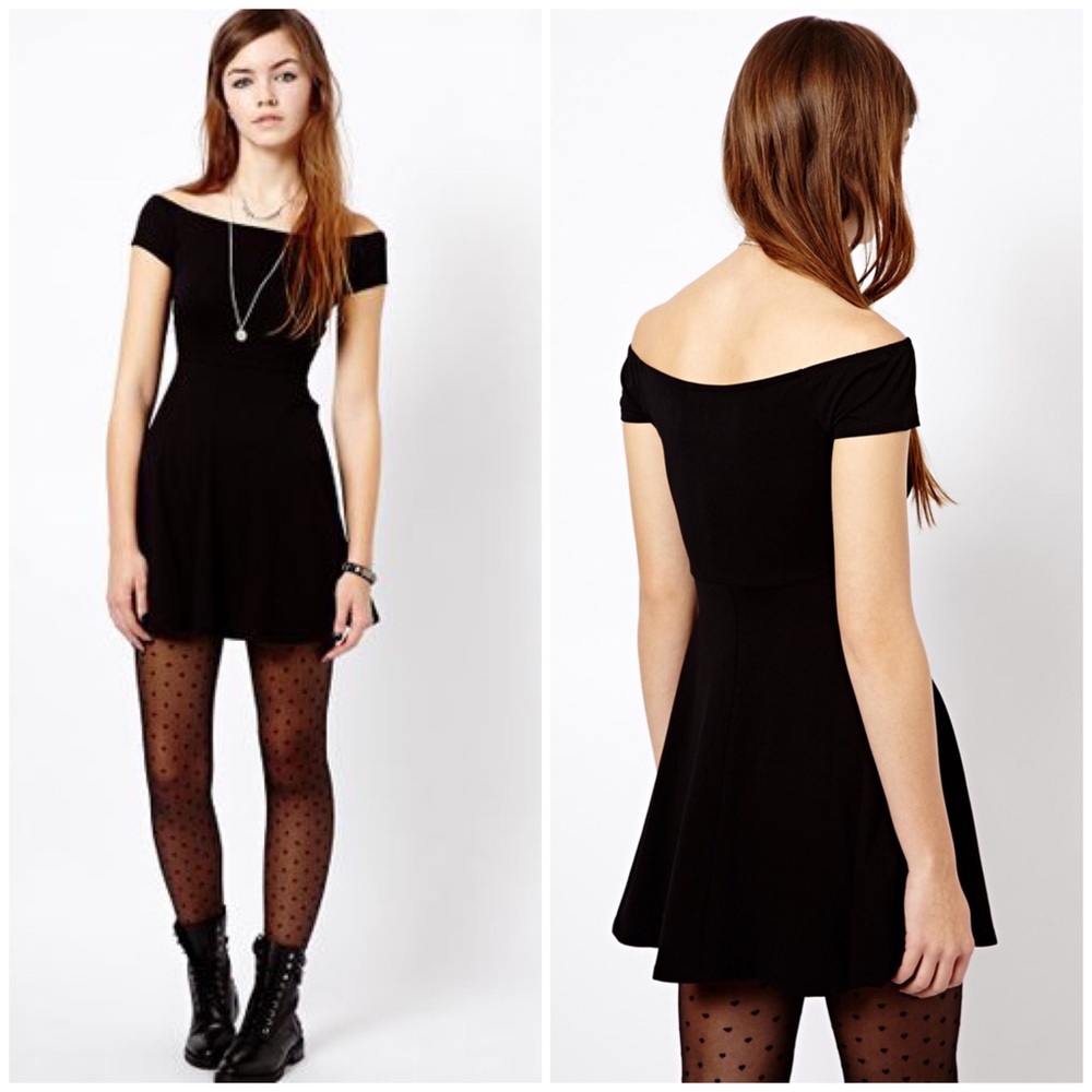 NWOT Kimchi Blue Knit Crepe Off-The-Shoulder LBD